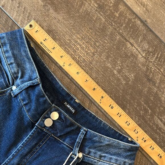 NWT Flamingals Women's High Rise Distressed Boyfriend Jean Dark Wash Size M/6-8 - Picture 5 of 8